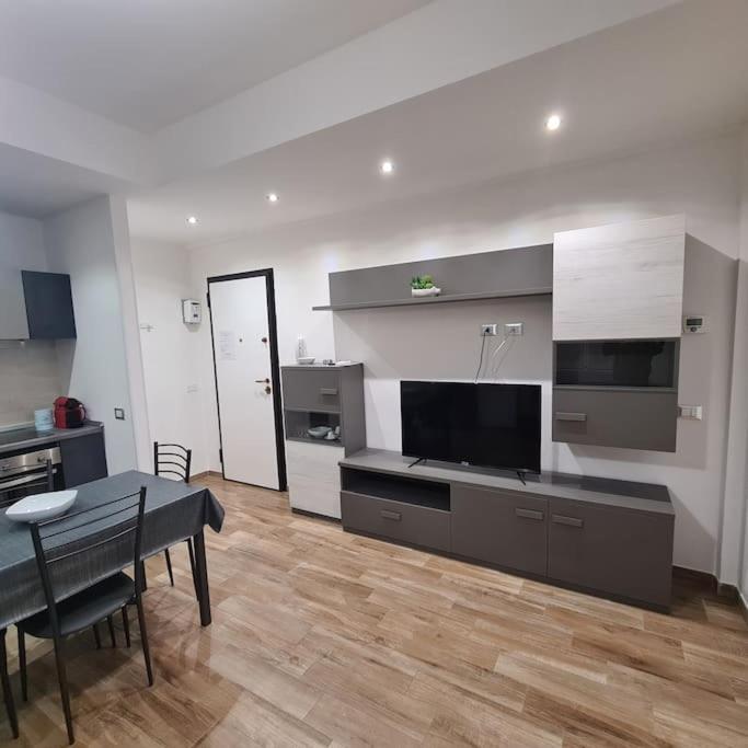 Apartment Garibaldi Pavia Ngoại thất bức ảnh